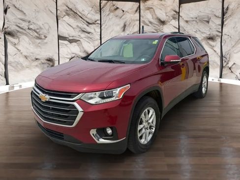 Used 2018 Chevrolet Traverse LT w/ LPO, Floor Liner Package AWD/4WD image 3