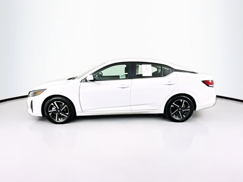 Used 2025 Nissan Sentra SV FWD image 4