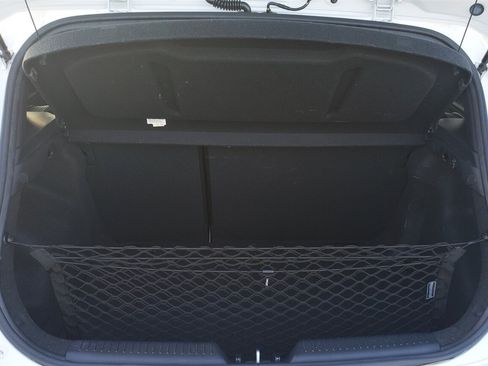 Used 2016 Hyundai Elantra GT image 11