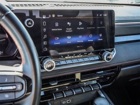 Used 2024 Chevrolet Colorado Z71 w/ Z71 Convenience Package 2 image 28