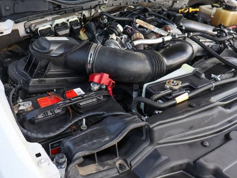 Used 2019 Ford F550 2WD Regular Cab Super Duty image 12