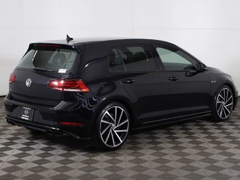 Used 2018 Volkswagen Golf R 4-Door image 10