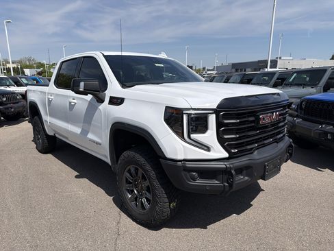 Used 2024 GMC Sierra 1500 AT4X AWD/4WD image 15