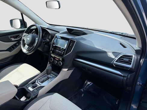 Used 2020 Subaru Forester Premium image 13