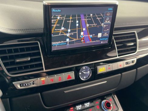 Used 2017 Audi A8 L 4.0T image 23