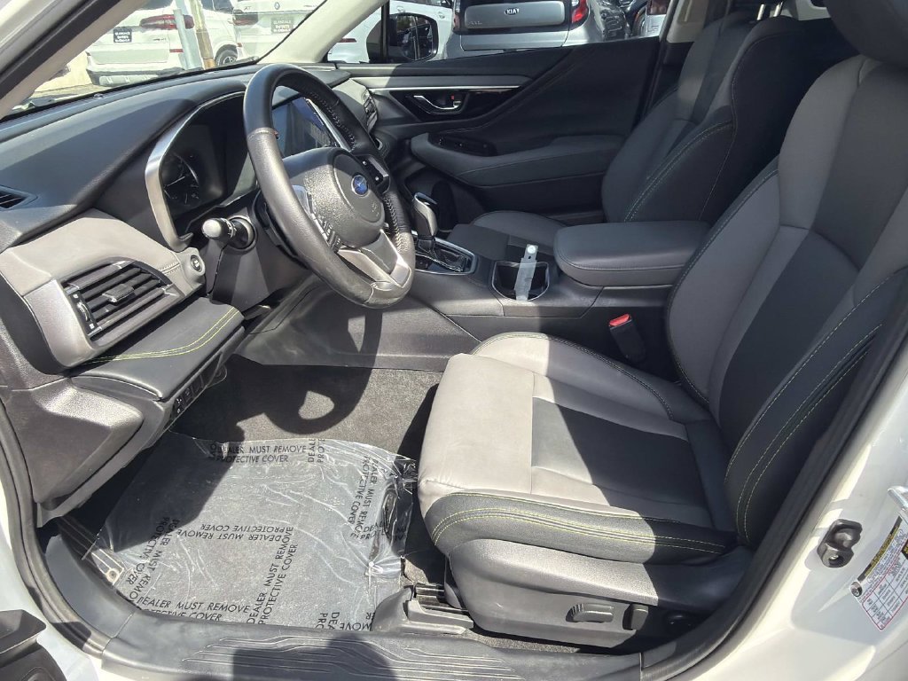 Used 2023 Subaru Outback Onyx Edition AWD/4WD image 16