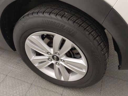 Used 2019 Kia Sportage LX FWD image 31