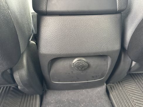 Used 2012 Kia Sorento LX w/ Convenience Pkg AWD/4WD image 11