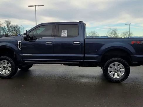 Used 2020 Ford F250 Platinum w/ FX4 Off-Road Package image 5