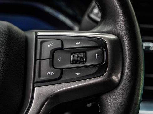 Used 2025 Chevrolet Silverado 2500 LT w/ Convenience Package AWD/4WD image 32