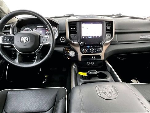 Used 2022 RAM 1500 Laramie AWD/4WD image 16