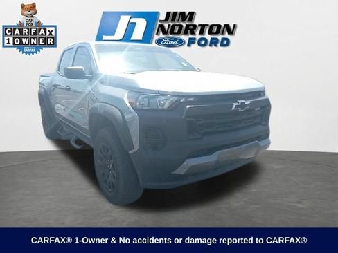 Used 2024 Chevrolet Colorado Trail Boss w/ Advanced Trailering Package AWD/4WD image 1