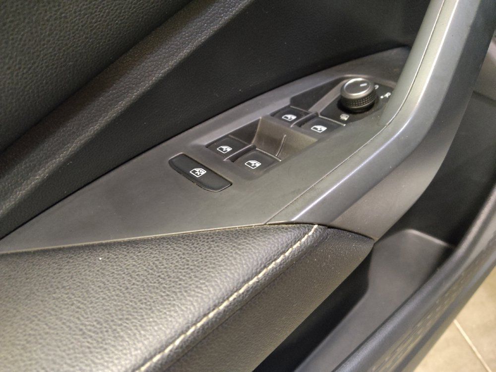Used 2023 Volkswagen Jetta SE FWD image 27