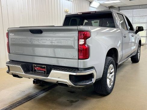 Used 2024 Chevrolet Silverado 1500 LT w/ Z71 Off-Road Package AWD/4WD image 6