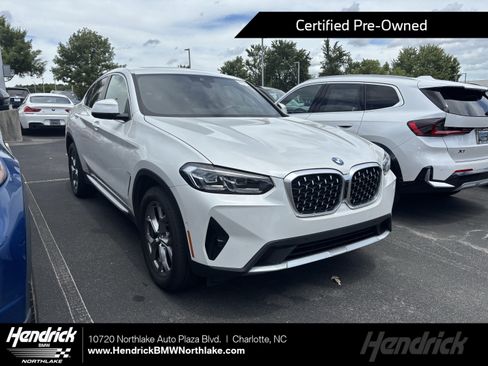 Used 2025 BMW X4 xDrive30i AWD/4WD image 1