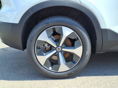 New 2026 Volvo XC40 B5 Plus w/ Protection Package Premier AWD/4WD image 3