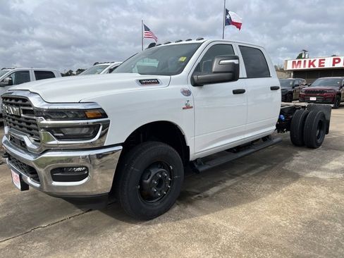 New 2026 RAM 3500 Tradesman w/ Chrome Appearance Group A image 2