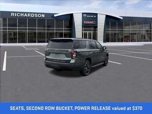 Used 2024 Chevrolet Suburban RST w/ Luxury Package AWD/4WD image 5