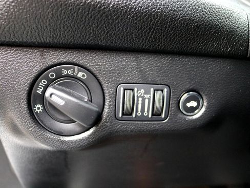 Used 2023 Dodge Challenger R/T image 19