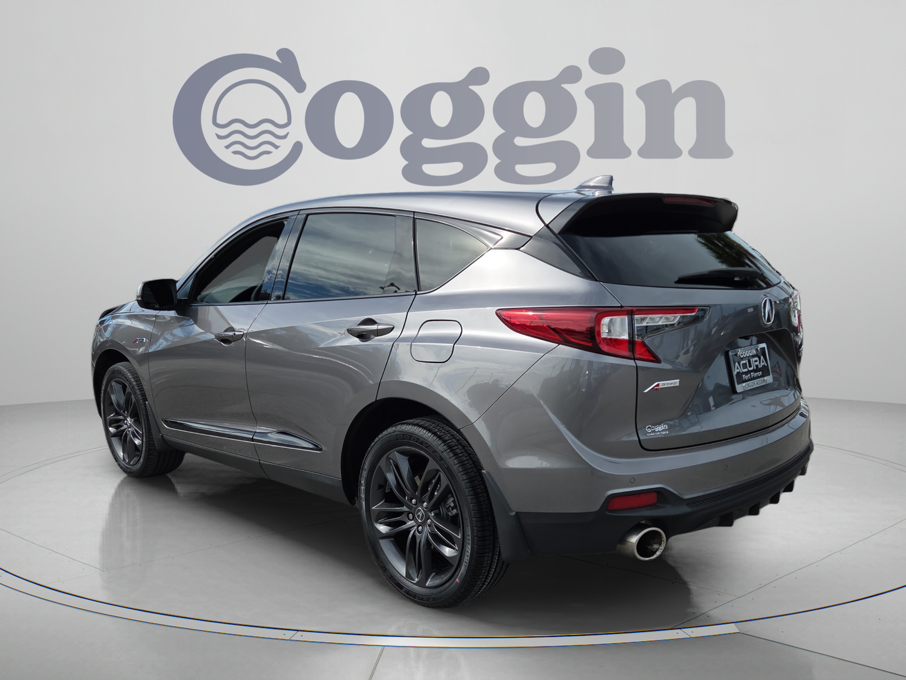 Used 2023 Acura RDX w/ Advance Package FWD image 3