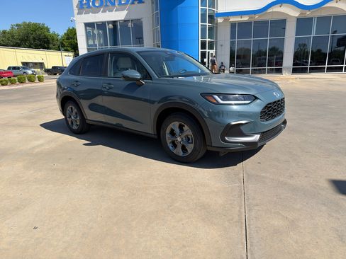 New 2027 Honda HR-V LX image 1