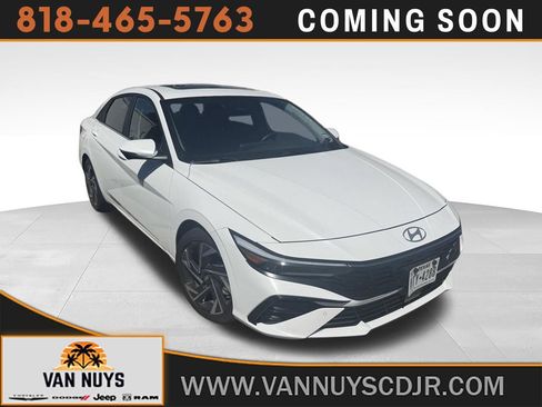 Used 2024 Hyundai Elantra Limited FWD image 1