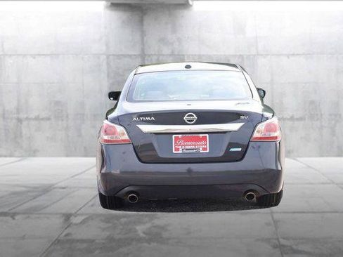 Used 2014 Nissan Altima 2.5 SV FWD image 6