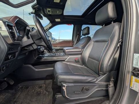 Used 2023 Ford F150 Lariat w/ Max Trailer Tow Package image 3