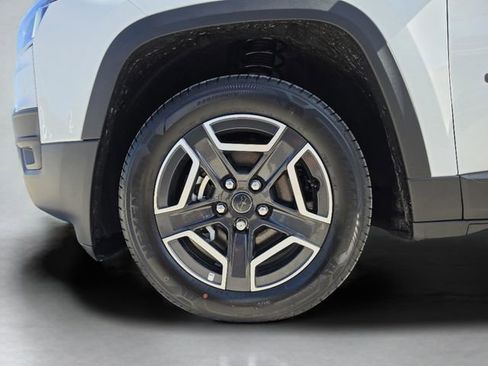 New 2026 Jeep Cherokee Limited AWD/4WD image 39