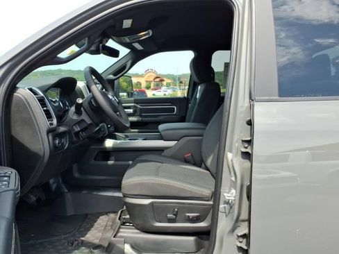 New 2026 RAM 2500 Big Horn AWD/4WD image 6