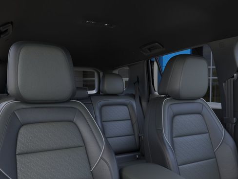 New 2026 Chevrolet Equinox LT AWD/4WD image 24