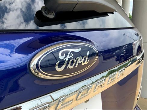 Used 2015 Ford Explorer FWD image 10
