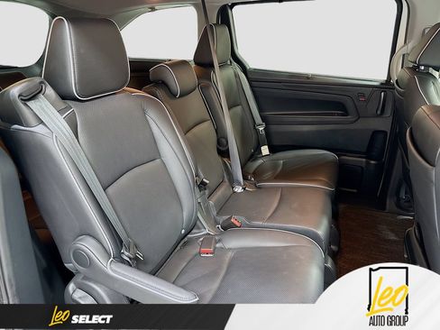 Used 2024 Honda Odyssey Elite image 32