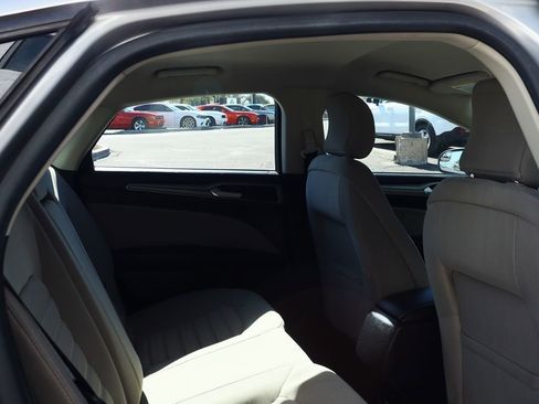 Used 2018 Ford Fusion S image 28