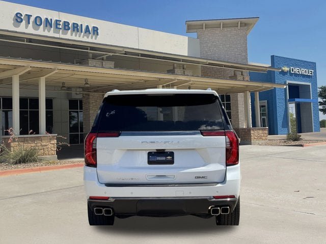 Used 2026 GMC Yukon Denali Ultimate AWD/4WD image 6