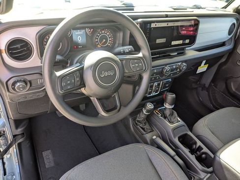 New 2026 Jeep Gladiator Sport image 14