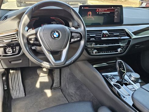 Used 2021 BMW 530i 530i Sedan image 34