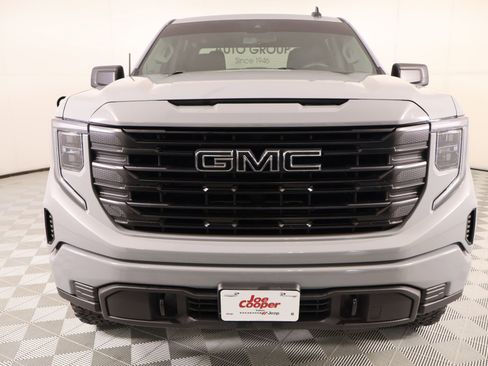 Used 2024 GMC Sierra 1500 Pro w/ Graphite Edition image 8