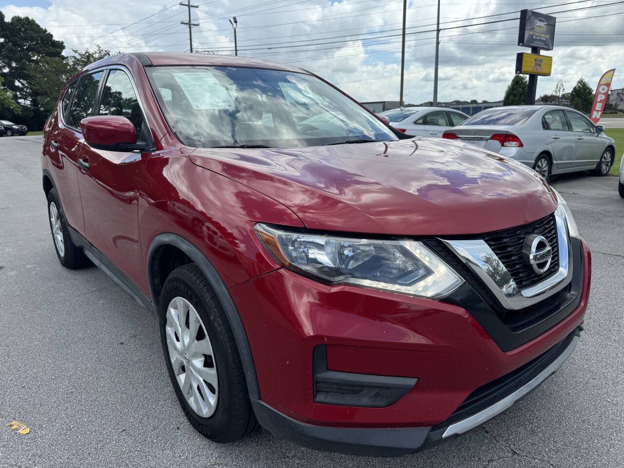Used 2017 Nissan Rogue S AWD/4WD image 5