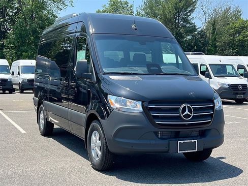 New 2025 Mercedes-Benz Sprinter 2500 image 5