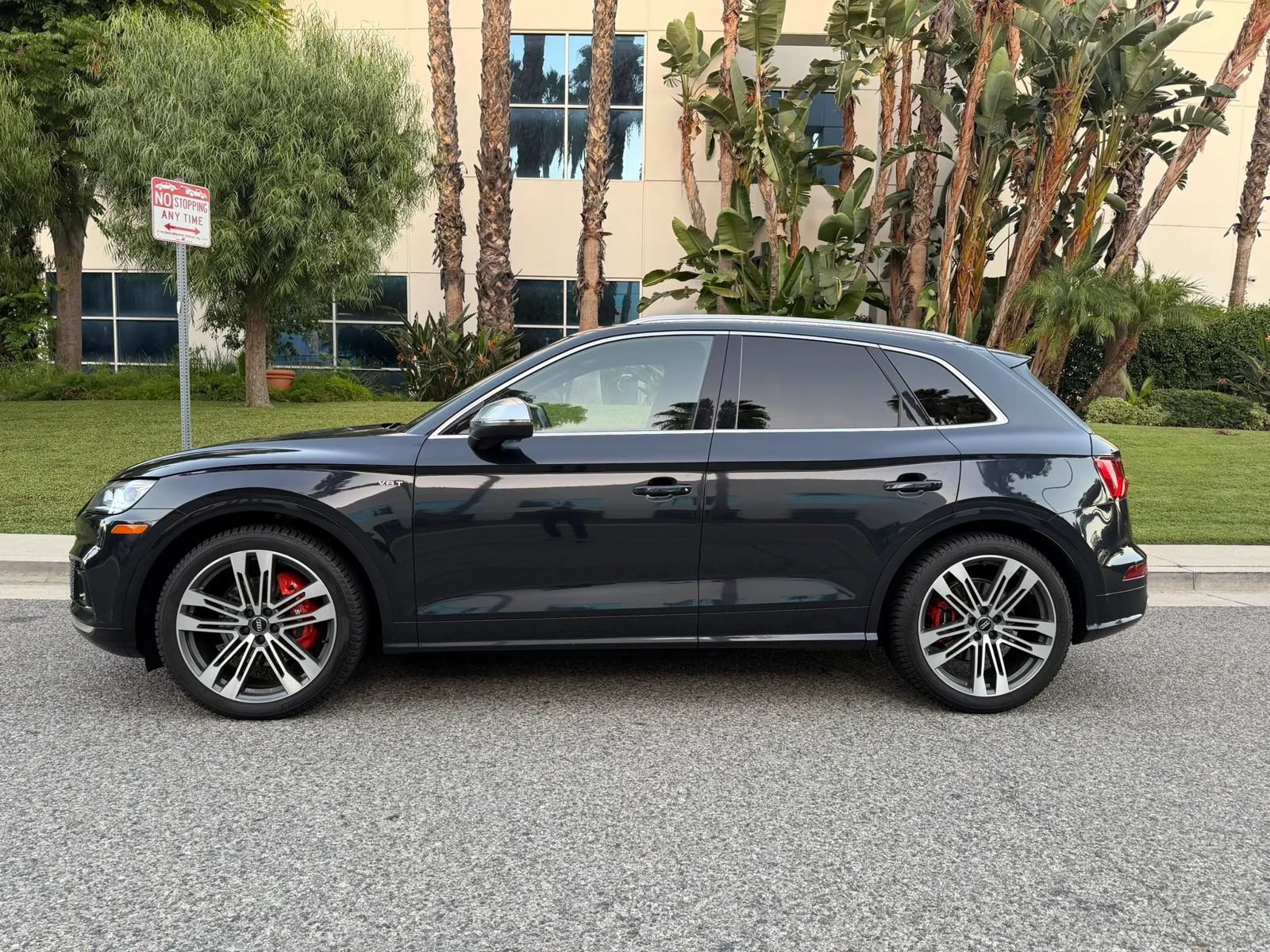 Used 2018 Audi SQ5 Premium Plus AWD/4WD image 9