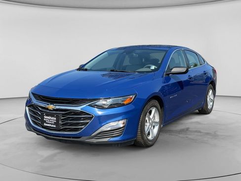 Used 2023 Chevrolet Malibu LS FWD image 1