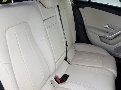 Used 2019 Mercedes-Benz A 220 4MATIC image 38