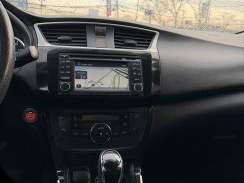 Used 2016 Nissan Sentra SL image 16