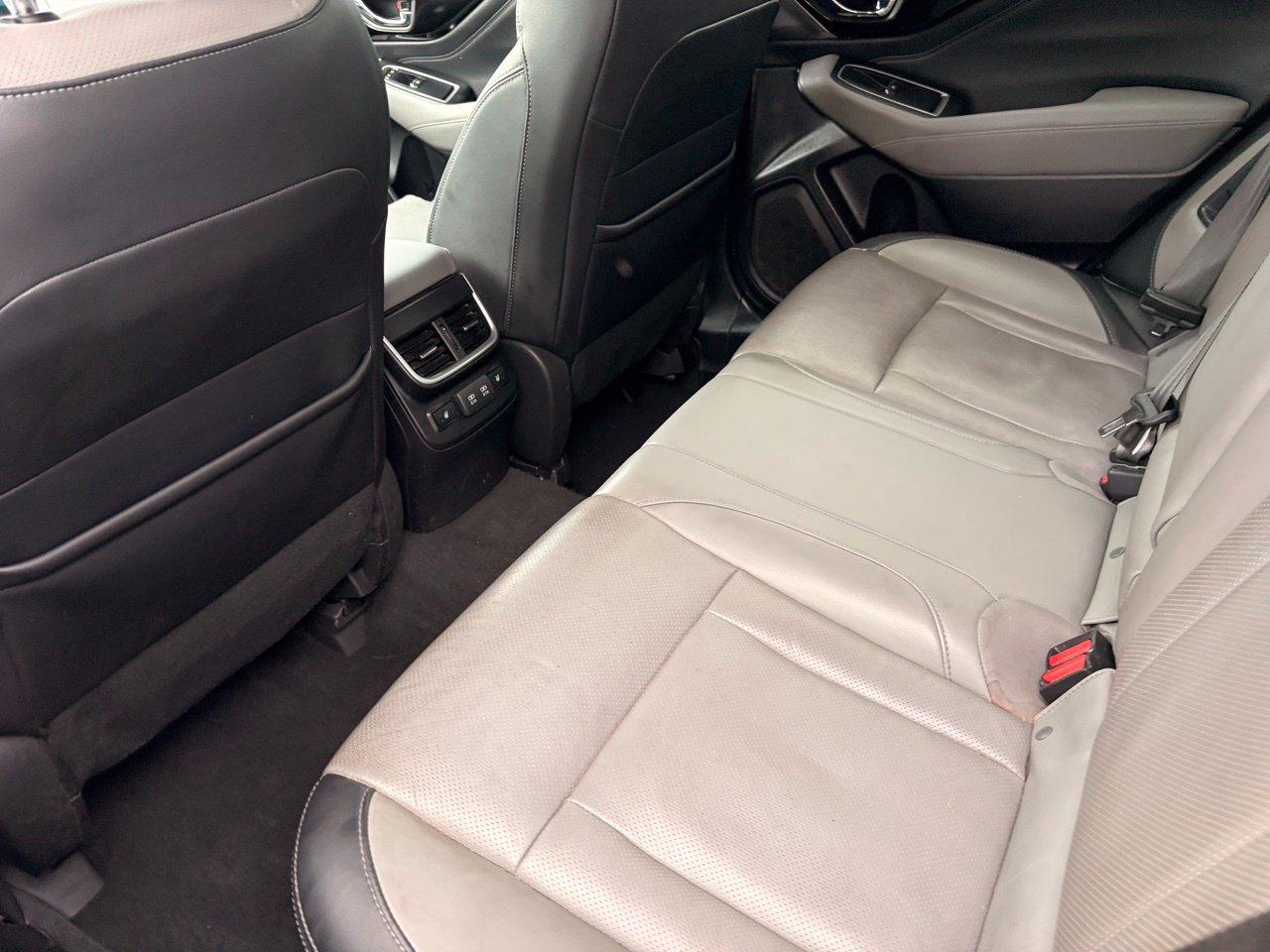 Used 2020 Subaru Outback Limited w/ Popular Package #2 AWD/4WD image 15