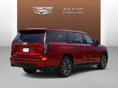 Certified 2024 Cadillac Escalade ESV Sport w/ Touring Package AWD/4WD image 5