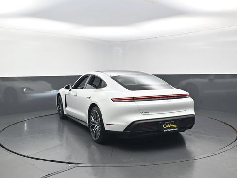Used 2021 Porsche Taycan RWD image 4