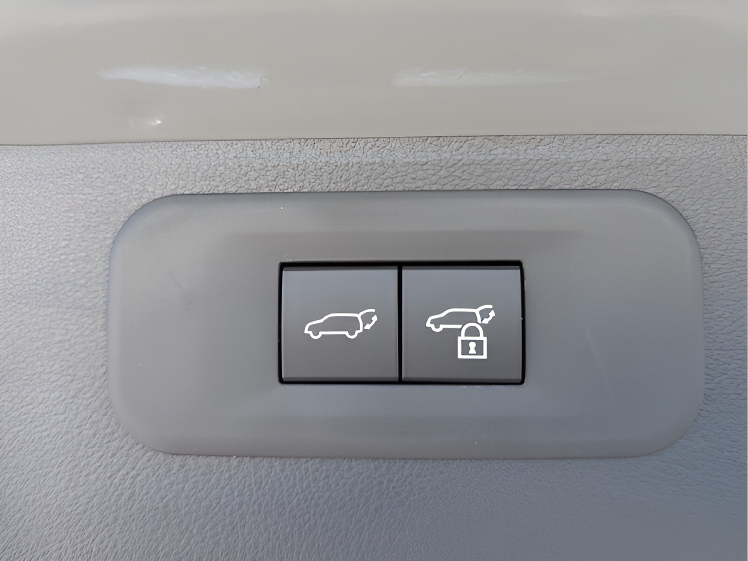 New 2026 Lexus TX 500h AWD w/ Technology Package image 14