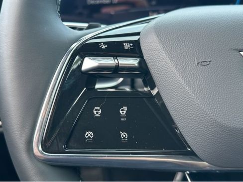 New 2026 Cadillac Lyriq Luxury image 28