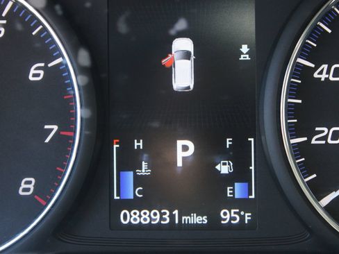 Used 2020 Mitsubishi Outlander SEL FWD image 28